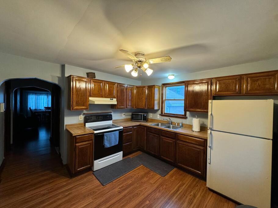 Comfy Getaway At Falls! Apartment Niagara Falls Luaran gambar